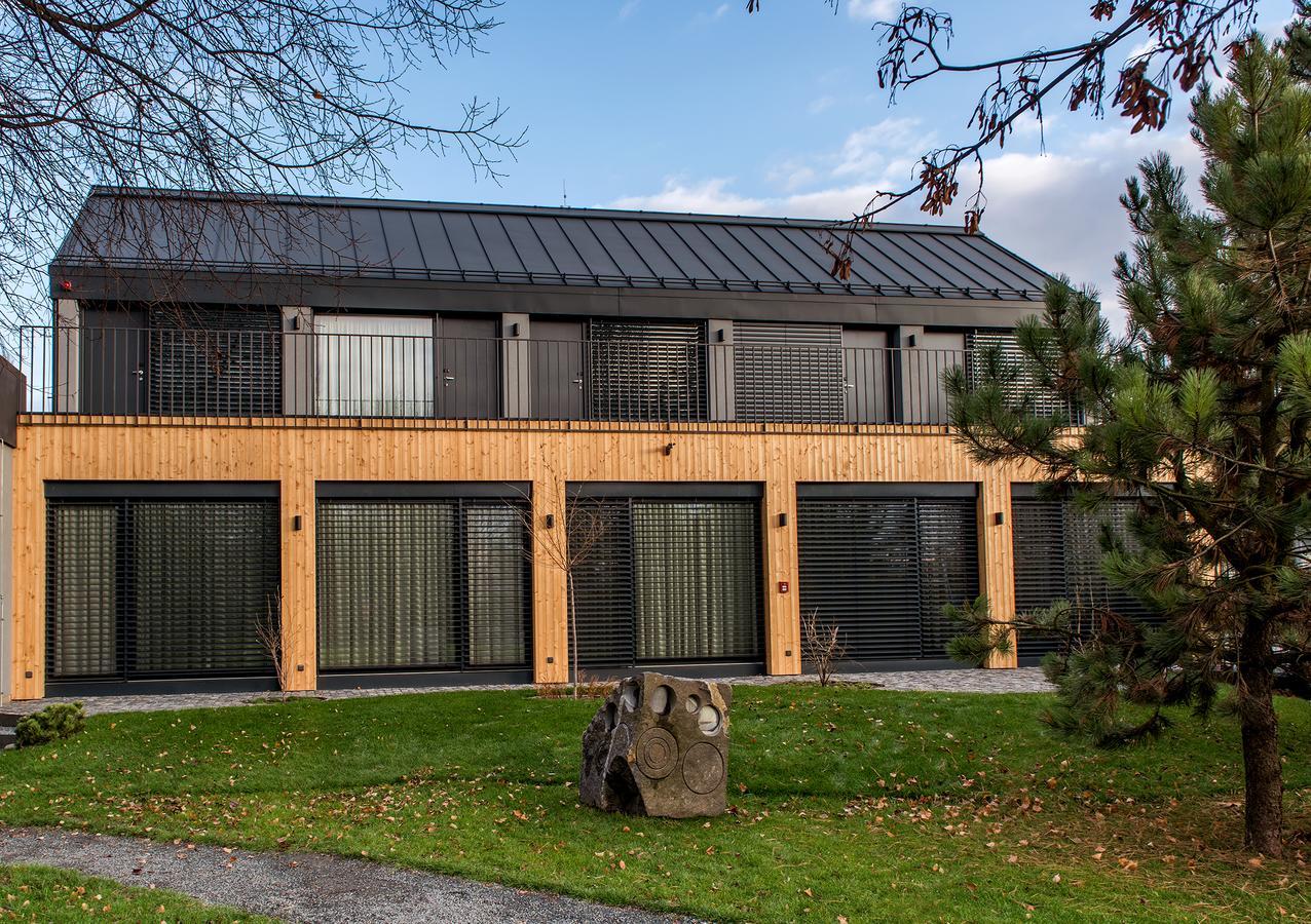 Yard Resort Predboj Exterior foto
